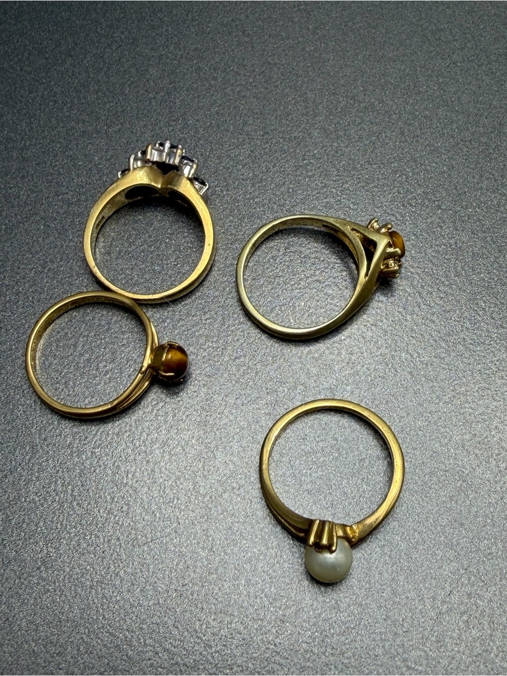 Four Vintage HGE Semi precious rings - Picture 3 of 3